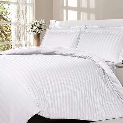 Rizlan uae parure de lit complète avec drap housse (3 pièces) housses de couette et taie. Faites des économies tout en faisant plaisir à toute la famille avec DIAYTAR COTE D'IVOIRE . Notre boutique en ligne généraliste vous propose une variété de produits discount, de l'électroménager pratique à l'informatique de pointe, en passant par la mode tendance, afin de répondre à tous vos besoins, quel que soit votre budget.