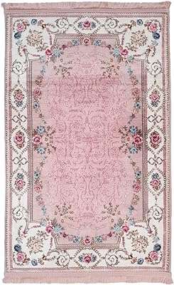 Tapis de prière en velours doux et soyeux épaisseur 5 mm. Choisissez DIAYTAR COTE D'IVOIRE  pour vos achats discount en ligne. Parcourez notre sélection étendue comprenant des produits pour tous les besoins, que ce soit pour la maison, l'électroménager, l'informatique, la mode ou les gadgets. Profitez de notre politique de prix bas et économisez tout en trouvant des articles de qualité.