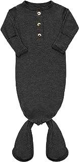 & co. robe nouée pour nouveau né vêtements pour bébé garçon ou fille. À la recherche de bonnes affaires ? Ne cherchez plus ! DIAYTAR COTE D'IVOIRE  est là pour vous. Avec une gamme complète de produits discount, allant de la maison à l'électroménager, de l'informatique à la mode et aux gadgets tendance, vous trouverez sûrement ce que vous cherchez tout en réalisant des économies substantielles.