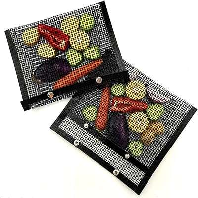 Ensemble de sacs en maille pour barbecue antiadhésifs de qualité supérieure grille pain. Économisez sur tous vos achats avec DIAYTAR COTE D'IVOIRE, la boutique en ligne où vous trouverez des produits discount de qualité supérieure. Explorez notre large gamme de produits, allant de la maison à l'électroménager, de l'informatique à la mode et aux gadgets, et faites des affaires incroyables. Profitez de nos offres promotionnelles exclusives et commandez dès maintenant pour une expérience d'achat en ligne à prix réduit.