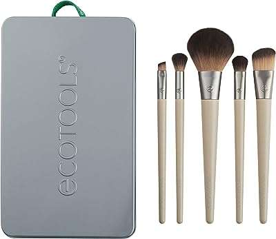 Ensemble de pinceaux de maquillage pour fond de teint fard à paupières et joues. Envie de faire de bonnes affaires ? Optez pour DIAYTAR COTE D'IVOIRE, votre destination en ligne pour des produits discount de la maison à l'informatique, vous offrant des réductions exclusives sur une large sélection d'articles.