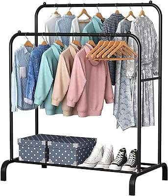 Porte vêtements à double tige sky touch robuste sur pied en métal suspendu avec étagère. Faites des économies intelligentes avec DIAYTAR COTE D'IVOIRE  - la boutique en ligne qui réunit tous vos besoins essentiels à des prix imbattables. Explorez notre vaste gamme de produits de la maison, de l'électroménager à l'informatique en passant par la mode et les gadgets, et découvrez comment prendre soin de votre budget sans faire de compromis sur la qualité.