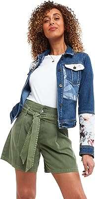 Veste en jean classique patchwork floral pour femme (pack de 1). À la recherche de bons plans ? Rendez-vous sur DIAYTAR COTE D'IVOIRE, votre partenaire en ligne pour des produits discount de qualité. Parcourez notre large éventail de produits, allant de l'électroménager de pointe à la mode tendance, et profitez d'économies incroyables tout en apportant une touche de style à votre vie quotidienne.