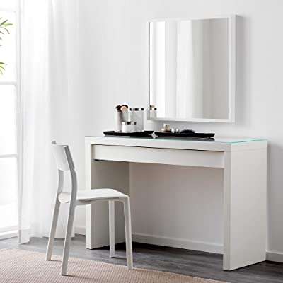 Coiffeuse ikea malm blanc avec plateau en verre 120 x 41. En quête de produits discount de qualité ? DIAYTAR COTE D'IVOIRE  est là pour vous satisfaire ! Explorez notre boutique en ligne et découvrez notre vaste gamme de produits pour la maison, l'électroménager, l'informatique et la mode. Obtenez des articles de dernière tendance à des prix incroyables et faites des économies substantielles.