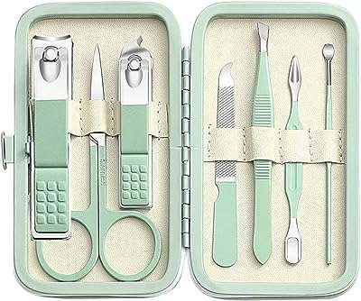 Ensemble de 7 coupe ongles en acier inoxydable pour manucure et pédicure outils de toilettage des orteils. DIAYTAR COTE D'IVOIRE  - La solution idéale pour des achats discount en ligne. Explorez notre gamme complète de produits pour la maison, l'électroménager, l'informatique, la mode et les gadgets, et bénéficiez de tarifs compétitifs. Simplifiez votre expérience d'achat avec notre boutique en ligne conviviale et découvrez des offres imbattables.