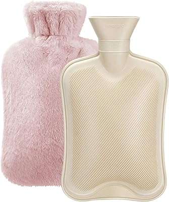 Bouillotte avec couvercle souple (2l) classique en caoutchouc pour soulager la douleur crampes au cou. Faites des économies sur tous vos achats en ligne avec DIAYTAR COTE D'IVOIRE, la référence en termes de boutique en ligne discount. Parcourez notre large gamme de produits allant de la maison à l'électroménager, de l'informatique à la mode et des gadgets, et trouvez tout ce dont vous avez besoin à des prix incroyables. Profitez de nos offres exclusives et commandez dès maintenant pour une livraison rapide à votre porte.