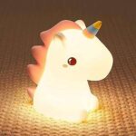 Veilleuse licorne pour chambre de fille cadeaux filles veilleuses mignonnes. Besoin d'un produit de haute technologie sans vous ruiner ? DIAYTAR COTE D'IVOIRE  est le spécialiste des gadgets et accessoires tech à prix cassés. Des enceintes bluetooth aux montres connectées, en passant par les écouteurs sans fil, nous mettons à votre disposition une sélection de produits innovants qui vous faciliteront la vie à petit prix. Vivez la technologie sans compromettre votre budget !