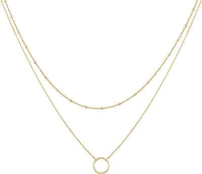 Collier élégant avec pendentif cœur en or pour femme sautoir plaqué. DIAYTAR COTE D'IVOIRE  - La boutique en ligne où qualité et discount se rencontrent. Parcourez notre vaste catalogue et trouvez tout ce dont vous avez besoin, de l'électroménager moderne à la dernière mode tendance. Ne sacrifiez pas votre budget pour obtenir des produits de qualité !