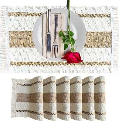 Ensemble de napperons de table à manger de style bohème en toile de jute. Faites des bonnes affaires en un clic avec DIAYTAR COTE D'IVOIRE  ! Notre boutique en ligne généraliste vous propose une large gamme de produits discount, de l'électroménager à l'informatique en passant par la mode et les gadgets. N'attendez plus pour économiser et équiper votre maison à prix réduits, sans compromis sur la qualité !