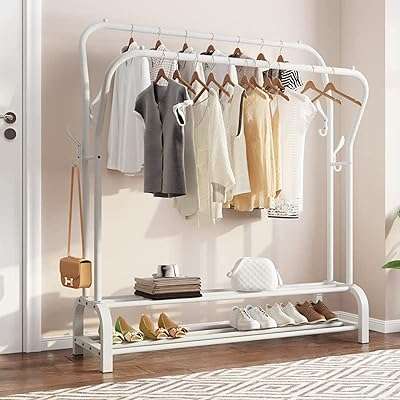 Cintre double couche à pôle étagère multifonctionnelle pour vêtements de chambre coucher avec rangement. Trouvez tout ce dont vous avez besoin à prix réduit chez DIAYTAR COTE D'IVOIRE . Notre boutique en ligne propose une large gamme de produits discount, de la décoration pour la maison aux appareils électroménagers, en passant par l'informatique et les dernières tendances de la mode. Explorez notre collection maintenant et profitez pleinement de nos tarifs avantageux !
