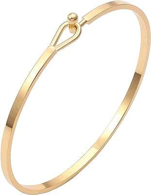 Bracelet chaîne hamsa avec porte bonheur réglable en zircone cubique plaqué or 18 carats pour femme. Trouvez des bonnes affaires tous les jours sur DIAYTAR COTE D'IVOIRE, votre boutique en ligne incontournable. Avec notre large gamme de produits discount allant de la maison à l'électroménager, de l'informatique à la mode et aux gadgets, vous êtes assuré de trouver ce que vous cherchez à prix abordable. Ne manquez pas nos offres spéciales et achetez en toute confiance dès aujourd'hui!