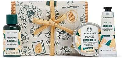 Mini coffret cadeau 3 pièces au lait d'amande apaisant et lisse de the. DIAYTAR COTE D'IVOIRE  - La boutique en ligne où qualité et discount se rencontrent. Parcourez notre vaste catalogue et trouvez tout ce dont vous avez besoin, de l'électroménager moderne à la dernière mode tendance. Ne sacrifiez pas votre budget pour obtenir des produits de qualité !