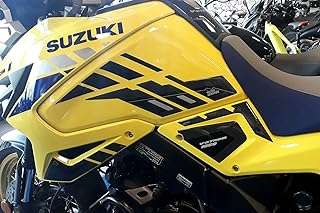 Deux autocollants de protection latérale de réservoir de moto 3d compatibles avec suzuki. DIAYTAR COTE D'IVOIRE  - la boutique en ligne par excellence pour des achats malins. Explorez notre gamme complète de produits discount, allant des indispensables pour la maison à la dernière technologie, sans oublier les dernières tendances mode. Économisez gros en achetant intelligemment avec nous.