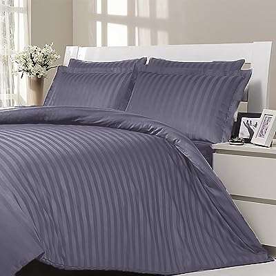 Parure de lit avec drap housse rizlan (3 pièces) gris taille double. Trouvez tout ce dont vous avez besoin à des prix incroyables sur DIAYTAR COTE D'IVOIRE  ! Notre large gamme de produits discount comprend des articles pour la maison, de l'électroménager à l'informatique en passant par la mode et les gadgets de pointe. Explorez nos offres variées et redécorez votre espace avec style, équipez-vous des dernières technologies, ou mettez à jour votre garde-robe sans vous ruiner. Profitez de la commodité de nos achats en ligne avec des options de livraison rapides et fiables !