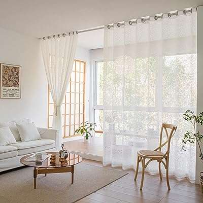 Rideaux transparents pour fenêtre paquet 1 pièce pour chambre salon et balcon. Avec DIAYTAR COTE D'IVOIRE, vous pouvez acheter intelligemment tout en restant dans votre budget. Notre boutique en ligne propose une sélection de produits discount pour la maison, l'électroménager, l'informatique et la mode, avec des prix attractifs. Parcourez notre collection dès maintenant et trouvez tout ce dont vous avez besoin à moindre coût !