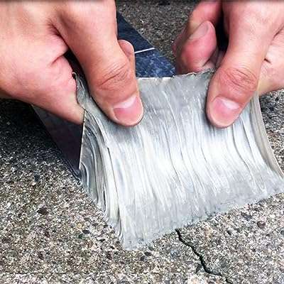 Ruban de caoutchouc butyle imperméable professionnel en feuille d'aluminium pour l'imperméabilisation. DIAYTAR COTE D'IVOIRE  - votre guichet unique pour des produits discount dans tous les domaines. Redécorez votre maison, améliorez votre cuisine, restez à la pointe de la mode et profitez des derniers gadgets, le tout à des prix exceptionnels. Dites adieu aux achats coûteux et bienvenue aux bonnes affaires !
