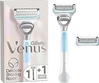 Rasoir femme gillette venus bikini skincare + 2 recharges avec tondeuse de précision. Ne payez plus le prix fort pour vos achats en ligne, choisissez DIAYTAR COTE D'IVOIRE  et économisez ! Découvrez notre boutique en ligne généraliste offrant une multitude de produits discount, allant des articles pour la maison aux dernières tendances mode en passant par l'informatique et les gadgets. Faites des économies sur tous vos achats sans compromis sur la qualité.