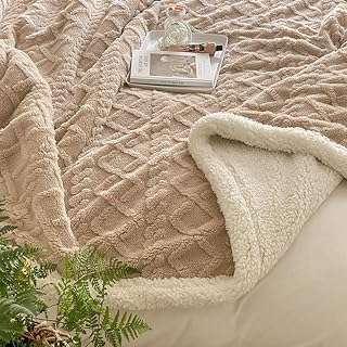 Couverture douillette réversible en fausse fourrure douce et moelleuse mmm (200. Économisez tout en vous faisant plaisir grâce à DIAYTAR COTE D'IVOIRE, votre boutique en ligne généraliste. Notre large gamme de produits, allant de la décoration de maison aux gadgets dernier cri, en passant par la mode et l'électroménager, vous permettra de trouver ce que vous désirez à prix réduits.