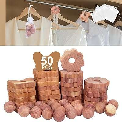 Cubes anti mites de cèdre 50 pièces cintre boule 100% naturel boules et anneaux pour garde robe. DIAYTAR COTE D'IVOIRE  - votre guichet unique en ligne pour des produits discount irrésistibles. Parcourez notre large éventail de gadgets innovants, d'équipements ménagers pratiques et de vêtements tendance à prix cassés. Ne manquez pas cette opportunité de faire de bonnes affaires et de réaliser des économies considérables.