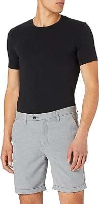 Short chino jack & jones pour homme. Parcourez DIAYTAR COTE D'IVOIRE, votre plateforme en ligne incontournable pour l'achat de produits discount. Que vous recherchiez des articles pour votre maison, des outils électroniques ou des accessoires de mode, nous avons tout ce qu'il vous faut à des prix incroyables, sans compromettre la qualité.