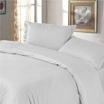 Rizlan uae parure de lit pour queen double full (3 pièces) housses de couette et taie. Besoin de renouveler votre garde-robe sans vous ruiner ? Faites un tour sur DIAYTAR COTE D'IVOIRE, votre boutique en ligne discount incontournable pour la mode à petits prix ! De la dernière tendance aux vêtements basiques, nous vous proposons un large choix pour tous les styles et toutes les tailles. Ne sacrifiez plus votre budget pour rester à la pointe de la mode !