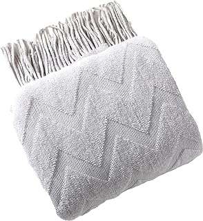 Couverture de canapé tricotée à franges douce et confortable couvre lit anti boulochage pour canapé lit. À la recherche de bons plans ? DIAYTAR COTE D'IVOIRE  est là pour vous ! Explorez notre sélection discount de produits pour la maison, l'électroménager et l'informatique, ainsi que des vêtements à la mode et des gadgets abordables. Des économies garanties sur tous vos achats en ligne !