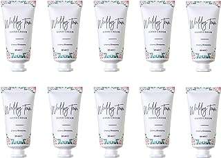Cadeaux de demoiselle d'honneur crème pour les mains pour l'équipe de la mariée. Cherchez-vous des produits de qualité à des prix abordables ? Ne cherchez plus ! DIAYTAR COTE D'IVOIRE  propose une sélection diversifiée de produits discount allant des articles ménagers aux produits high-tech, le tout à des prix défiant toute concurrence. N'attendez plus pour faire votre shopping malin.