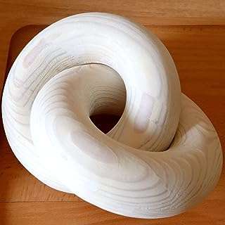 Décor de nœud papillon en bois grande chaîne 2 anneaux de cravate. Vous cherchez des produits de qualité à petit prix ? Ne cherchez plus ! DIAYTAR COTE D'IVOIRE  est votre destination en ligne pour tous vos besoins discount. Explorez notre sélection variée, allant de la maison à l'électroménager, de l'informatique à la mode et aux gadgets, et découvrez des offres exceptionnelles qui correspondent à votre budget. Faites des économies sans compromettre la qualité avec DIAYTAR COTE D'IVOIRE .