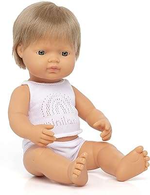 Poupée bébé caucasienne blond foncé miniland 38 cm dans une boîte de vente au détail. DIAYTAR COTE D'IVOIRE  vous offre un large éventail de produits discount adaptés à tous les budgets. Faites des bonnes affaires sur une sélection d'articles pour la maison, l'électroménager, l'informatique, la mode et les gadgets. Profitez de nos prix cassés et découvrez une nouvelle façon de faire des économies sans sacrifier la qualité !