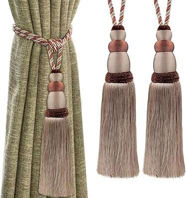 1 paire d'embrasses de rideaux décoration d'intérieur bandes de rideaux tressées à la main. DIAYTAR COTE D'IVOIRE  - la meilleure adresse en ligne pour des achats discount dans tous les domaines ! Découvrez notre vaste choix de produits, de la maison à l'électroménager en passant par l'informatique et la mode. Profitez des réductions incroyables sur des articles de qualité, vous permettant d'économiser sans compromis. Avec des options de livraison rapides et notre engagement envers votre satisfaction, bénéficiez d'une expérience d'achat en ligne sans tracas chez nous !