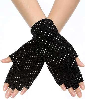 Gants de conduite de protection uv sans doigts d'extérieur antidérapants d'été pour femmes et filles. Bienvenue chez DIAYTAR COTE D'IVOIRE, votre destination en ligne de confiance pour des produits discount variés allant des indispensables de la maison aux appareils électroménagers dernier cri, en passant par l'informatique, la mode et les gadgets tendance. Explorez notre vaste sélection d'articles à prix réduits et faites des économies sans sacrifier la qualité.