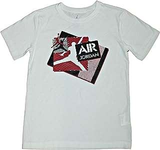 Jordan tee 3 t shirt blanc petits garçons 8 18. À la recherche de bonnes affaires ? DIAYTAR COTE D'IVOIRE  est là pour vous ! Explorez notre boutique en ligne regorgeant d'articles à prix cassés, couvrant tous les domaines, de la maison à l'électroménager, en passant par l'informatique, la mode et les gadgets. Achetez malin, économisez gros et découvrez une toute nouvelle façon de faire des emplettes en ligne.