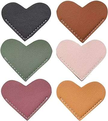 6 pièces luisgi marque pages en cuir coeur fait à la main. DIAYTAR COTE D'IVOIRE, votre solution discount en ligne pour une large gamme de produits. Trouvez tout ce dont vous avez besoin, de la maison à l'électroménager, de l'informatique à la mode et aux gadgets, à des prix imbattables. Naviguez, achetez et économisez avec notre boutique en ligne conviviale et bénéficiez d'une livraison rapide et fiable.