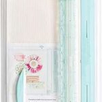 Planche à découper pliante et fournitures d'artisanat vr the memory keepers. À la recherche de bons plans ? Ne cherchez plus, DIAYTAR COTE D'IVOIRE  est là pour vous ! Naviguez à travers notre boutique en ligne proposant une large sélection de produits discount, des articles pour la maison à l'électroménager, en passant par l'informatique, la mode et les gadgets branchés.