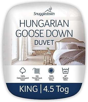 Couvre lit classique en holofiber "snuggle down. DIAYTAR COTE D'IVOIRE, l'adresse incontournable pour tous les amateurs de mode à petit prix. Découvrez notre large sélection de vêtements et accessoires tendances pour hommes et femmes, et exprimez votre style sans vous ruiner. Du casual chic au streetwear, notre boutique en ligne vous offre la possibilité de rester à la pointe de la mode à prix discount. Faites-vous plaisir sans vous soucier du coût !