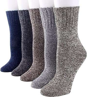Chaussettes en laine pour femmes chaussettes de randonnée chaudes et serrées. DIAYTAR COTE D'IVOIRE, la référence en matière de shopping discount en ligne. Découvrez notre vaste sélection de produits allant de la maison à l'informatique, en passant par l'électroménager et la mode. Avec des prix défiant toute concurrence, vous pourrez satisfaire toutes vos envies sans vous ruiner. Faites des économies tout en achetant des produits de qualité chez DIAYTAR COTE D'IVOIRE .