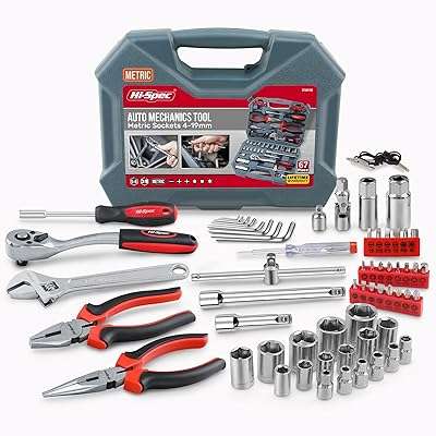Ensemble d'outils de mécanique automobile hi spec de 67 pièces avec douilles. Ne payez pas le prix fort, découvrez DIAYTAR COTE D'IVOIRE  ! Notre boutique en ligne généraliste vous propose une variété de produits discount, des essentiels pour la maison aux appareils électroniques, en passant par la mode et les gadgets. Bénéficiez de prix abordables et de promotions attractives pour réaliser des économies significatives sur vos achats en ligne.