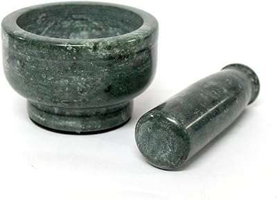 Ensemble mortier et pilon en pierre naturelle vert foncé cleo 4" pour épices. Faites des économies intelligentes avec DIAYTAR COTE D'IVOIRE  ! Découvrez notre assortiment discount de produits pour la maison, l'électroménager, l'informatique, la mode et les gadgets. Profitez de prix réduits sans compromis sur la qualité, et offrez-vous tout ce dont vous avez besoin à petit prix.