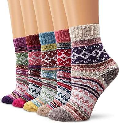 Chaussettes d'hiver pour femmes 5 paires chaussettes en laine tricotées vintage décontractées épaisses et chaudes. À la recherche des dernières technologies sans vous ruiner ? DIAYTAR COTE D'IVOIRE  est votre partenaire incontournable pour tous vos achats informatiques en ligne. Des ordinateurs portables aux tablettes en passant par les accessoires high-tech, nous vous offrons un rapport qualité-prix imbattable. Restez connecté avec nos offres exceptionnelles et boostez votre productivité à moindre coût !
