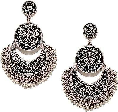 Boucles d'oreilles élégantes spéciales d'été tribales afghanes pour filles et femmes par u bella. Découvrez DIAYTAR COTE D'IVOIRE  - votre guichet unique pour des achats discount en ligne. Que vous recherchiez des produits électroménagers, des gadgets high-tech ou des vêtements tendance, notre boutique généraliste propose une large gamme d'articles à prix réduits pour tous les budgets. Ne manquez pas les bonnes affaires chez DIAYTAR COTE D'IVOIRE  !