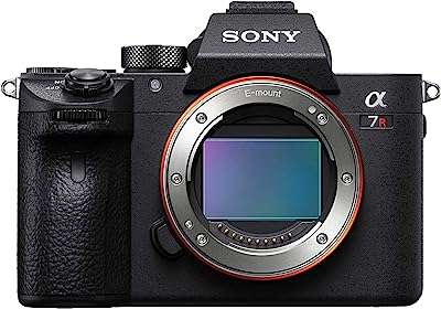 Appareil photo sans miroir plein format sony alpha a7r iii  . Faites des économies intelligentes avec DIAYTAR COTE D'IVOIRE  - la boutique en ligne qui réunit tous vos besoins essentiels à des prix imbattables. Explorez notre vaste gamme de produits de la maison, de l'électroménager à l'informatique en passant par la mode et les gadgets, et découvrez comment prendre soin de votre budget sans faire de compromis sur la qualité.