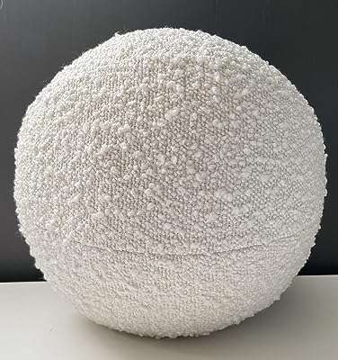 Oreiller boucle boucle ball orb teddy fantaisie designer décor moderne (ivoire). DIAYTAR COTE D'IVOIRE  : la référence en matière d'achats discount en ligne ! Découvrez notre large sélection de produits à des prix imbattables, de la maison à l'électroménager, en passant par l'informatique et la mode. Grâce à nos offres exclusives, faites-vous plaisir sans vous ruiner et profitez d'une qualité inégalée !