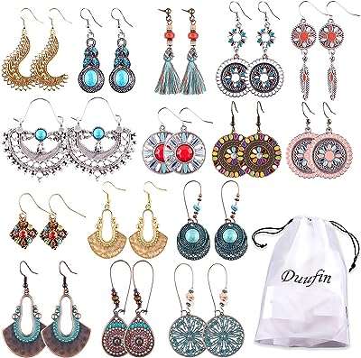 15 paires de boucles d'oreilles pendantes bohèmes vintage avec boîte pour femmes et filles. À la recherche de produits discount de qualité ? Ne cherchez plus ! DIAYTAR COTE D'IVOIRE  vous propose une sélection variée d'articles pour la maison, l'électroménager, l'informatique et la mode à des prix imbattables. N'hésitez plus et faites des économies en optant pour nos offres attractives !