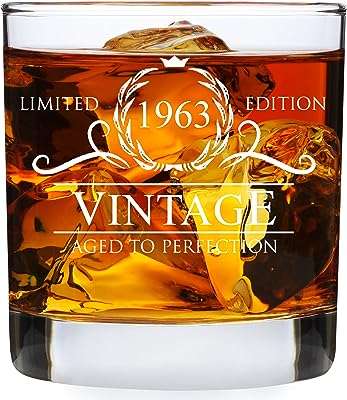 Cadeaux de 60e anniversaire pour hommes et femmes verre à. Ne ratez pas les bonnes affaires chez DIAYTAR COTE D'IVOIRE, votre boutique en ligne discount pour tous vos besoins. Explorez notre gamme complète de produits pour la maison, l'électroménager, l'informatique, la mode et les gadgets, et profitez des meilleurs prix du marché sans compromis sur la qualité.