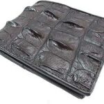 Cuir de crocodile belge à deux volets marron clair portefeuille volets. DIAYTAR COTE D'IVOIRE, votre destination en ligne pour des produits discount de qualité. Découvrez notre large éventail de produits, allant de la maison à l'électroménager, de l'informatique à la mode et aux gadgets, et trouvez les meilleures offres du marché. Profitez d'une expérience d'achat simple et abordable avec DIAYTAR COTE D'IVOIRE  et économisez sur tous vos achats en ligne.