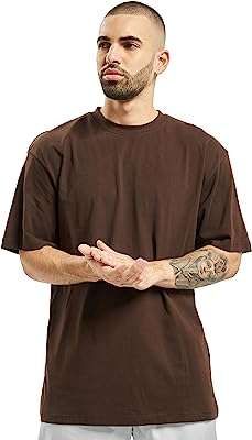 T shirt urbain classique à manches courtes et épaules tombantes surdimensionné longues pour homme. DIAYTAR COTE D'IVOIRE  est votre guichet unique pour des produits discount de haute qualité. Parcourez notre large sélection d'articles, allant des appareils électroménagers essentiels aux produits informatiques, en passant par les accessoires mode et les gadgets dernier cri, tout en profitant de prix imbattables.