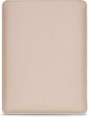 Housse de protection pour ordinateur portable précisément compatible avec macbook pro. Plongez dans l'univers des bonnes affaires avec DIAYTAR COTE D'IVOIRE  ! Notre boutique en ligne vous propose une sélection de produits discount dans différents domaines, allant des indispensables de la maison aux dernières tendances en matière de mode et de technologie. Naviguez à travers notre catalogue et profitez d'offres à ne pas manquer.