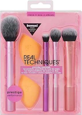 Ensemble de pinceaux de maquillage avec 2 mélangeurs éponge pour fond de teint. À la recherche de bonnes affaires ? DIAYTAR COTE D'IVOIRE  vous offre une large gamme de produits discount pour la maison, l'électroménager, l'informatique, la mode et les gadgets. Profitez de prix imbattables sans sacrifier la qualité !