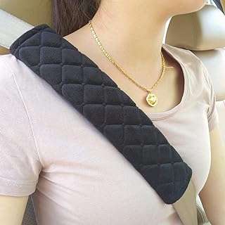 Housse universelle de coussin de ceinture de sécurité de voiture housse de sangle d'épaule voiture truffe douce et confortable. DIAYTAR COTE D'IVOIRE  - votre source incontournable de produits discount en ligne. Avec notre sélection diversifiée allant de la maison à l'électroménager, de l'informatique à la mode, profitez de tarifs défiant toute concurrence. Faites des économies intelligentes et commandez dès maintenant !