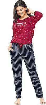 Ensemble haut et pyjama en coton à pois pour femme 5282. Faites des économies importantes sur tous vos achats grâce à DIAYTAR COTE D'IVOIRE, votre boutique en ligne préférée pour des offres discount exceptionnelles. Du petit électroménager à la mode tendance en passant par les gadgets high-tech, découvrez notre large sélection d'articles à prix réduits dès aujourd'hui!